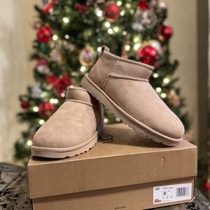 UGG Classic Ultra Mini boot, DRIFTWOOD, Size 8 - FUNDRAISER
